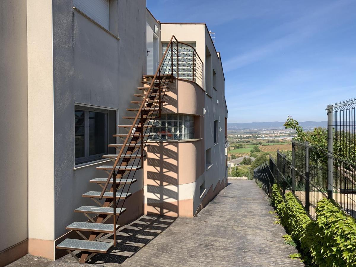 Apartamento Entero Con Vistas Panoramicas Avinyonet del Penedes المظهر الخارجي الصورة
